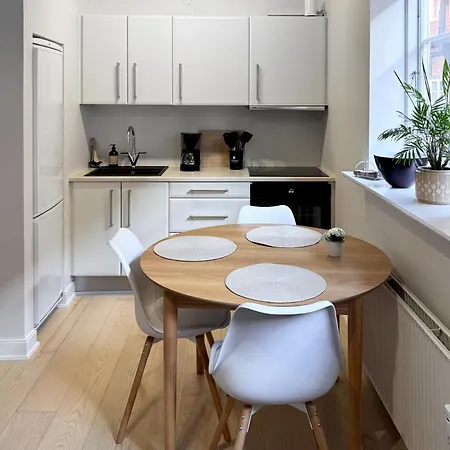 Apartment Hyggelig I Hjertet Af
