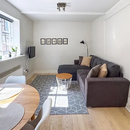 Apartment Hyggelig I Hjertet Af *